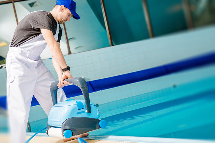 OPS_IMG8_pool_cleaner
