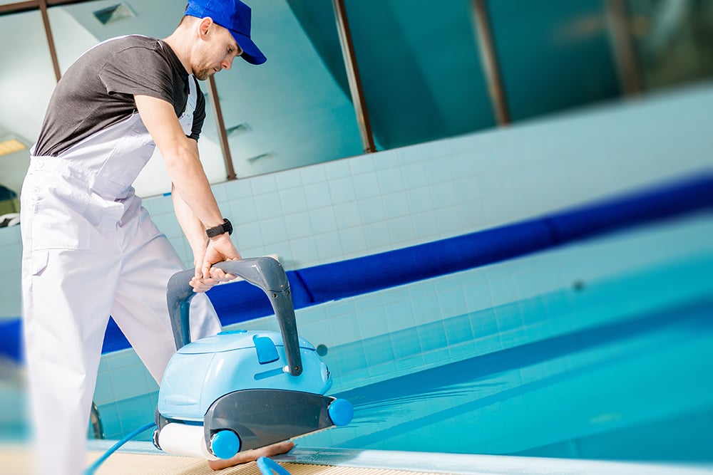 automated-pool-cleaner-P7Q9DGP_sm