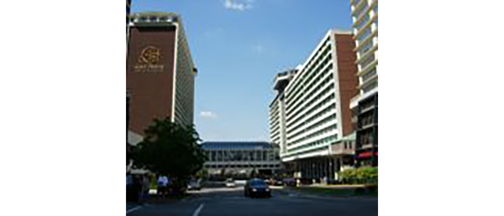 Galt House and RIVUE Restaurant Main Entrance